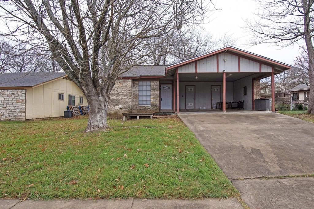 6305 Emerald Forest DR, Austin, TX 78745