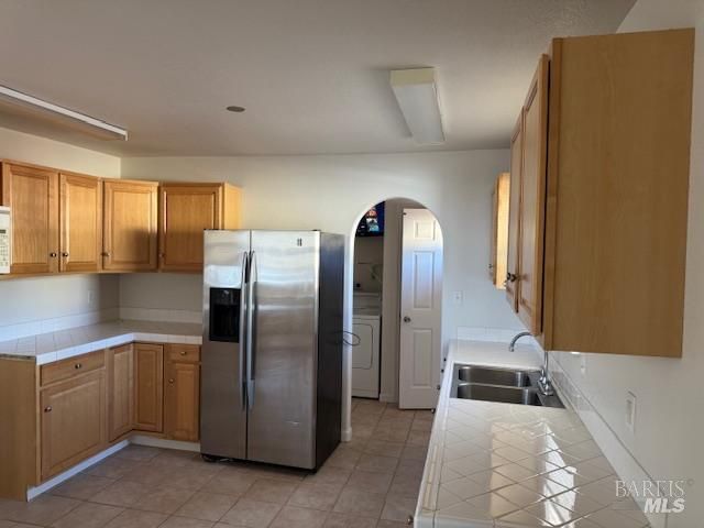 668 1st St, Upper Lake, CA 95485