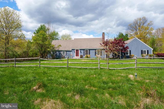208 MOUNTAIN RD, Ringoes, NJ 08551
