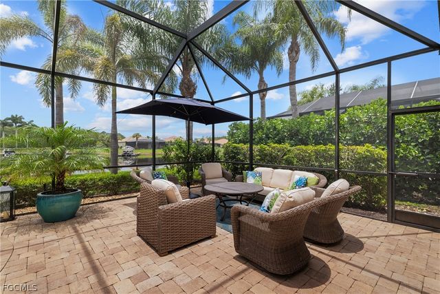9383 Slate CT, Naples, FL 34120