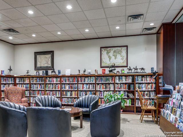 1 Towers Park Ln Apt 316, San Antonio, TX 78209