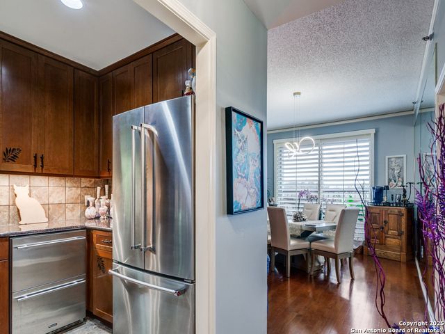 1 Towers Park Ln Apt 316, San Antonio, TX 78209