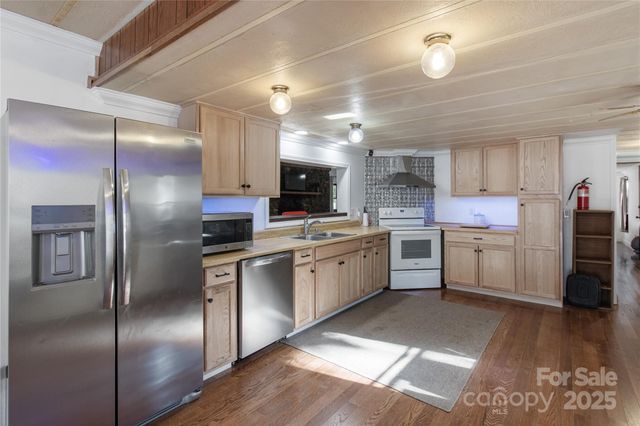 1159 Bone Camp Road, Marshall, NC 28753