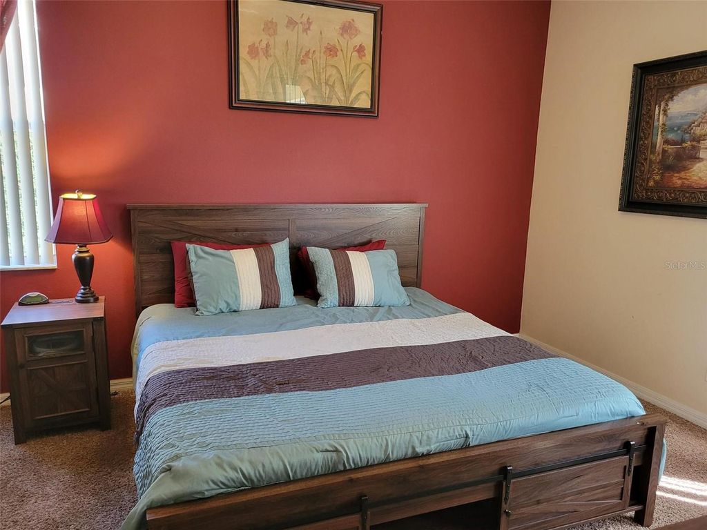 Image 14 of property listing at 643 ORISTA DRIVE, Davenport, FL 33897