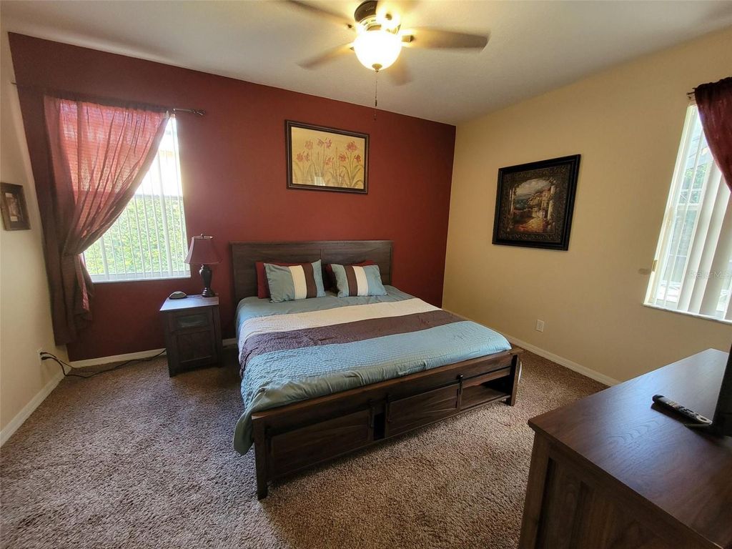 Image 15 of property listing at 643 ORISTA DRIVE, Davenport, FL 33897