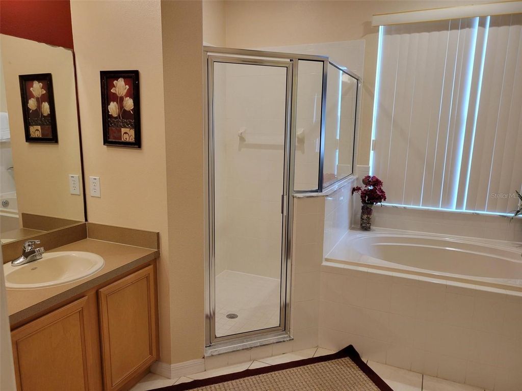 Image 18 of property listing at 643 ORISTA DRIVE, Davenport, FL 33897