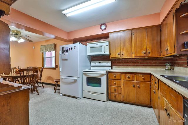 388 Cleveland Avenue, Hamilton, OH 45013