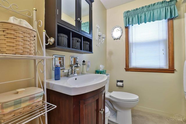 388 Cleveland Avenue, Hamilton, OH 45013