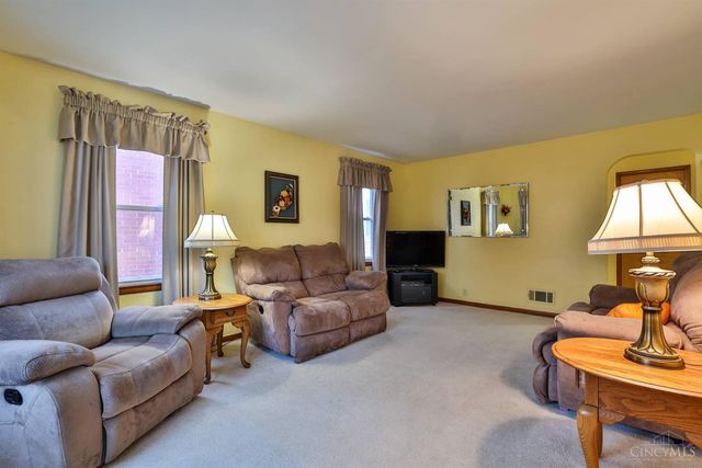 388 Cleveland Avenue, Hamilton, OH 45013