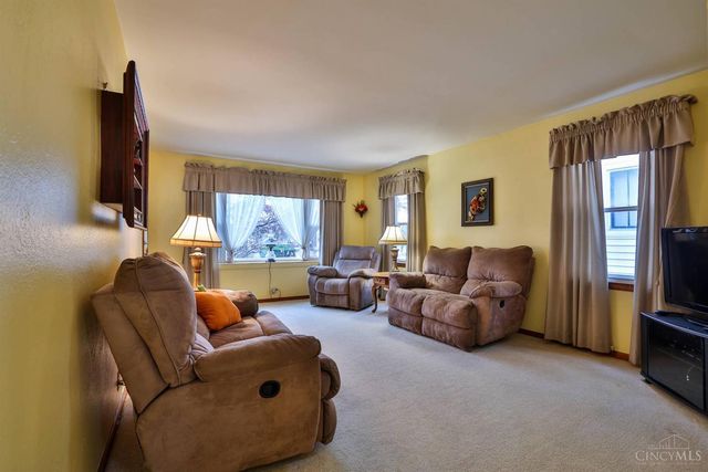 388 Cleveland Avenue, Hamilton, OH 45013