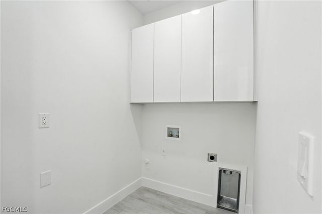 9410 Arrid CIR, Port Charlotte, FL 33981