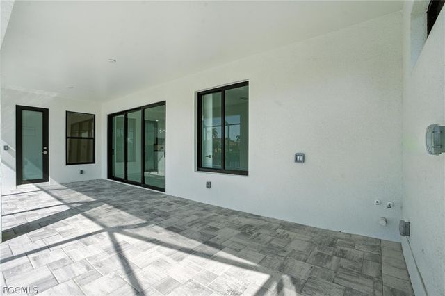 9410 Arrid CIR, Port Charlotte, FL 33981