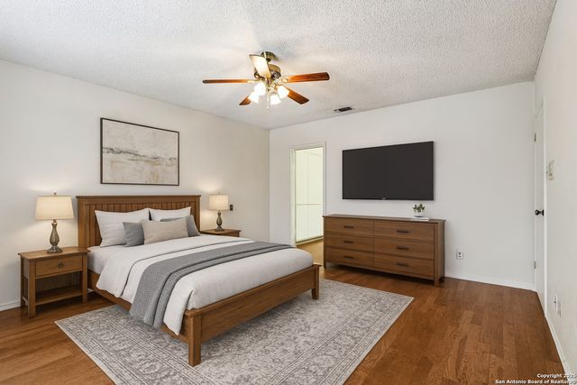 5817 Winding Ridge, Windcrest, TX 78239