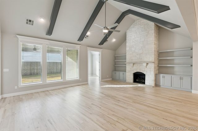 670 E 149th Street S, Glenpool, OK 74033