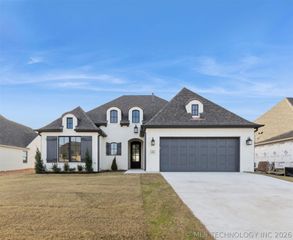 670 E 149th Street S, Glenpool, OK 74033