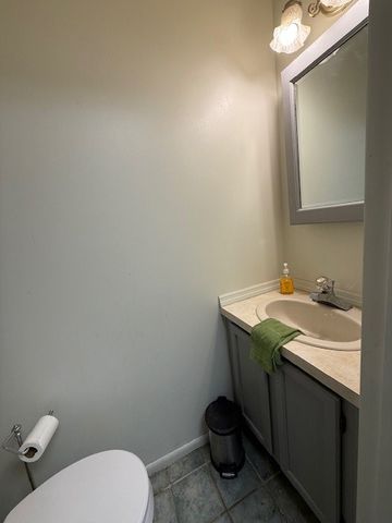 907 Parkview Drive, Westmont Hilltop School District, PA 15905