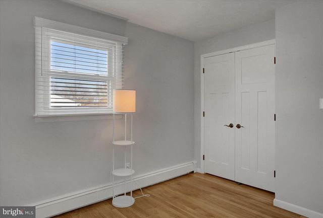 2506 WILLAPA DR, Dover, PA 17315