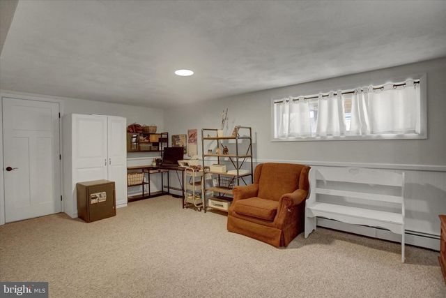 2506 WILLAPA DR, Dover, PA 17315