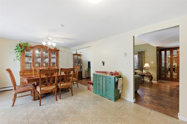 1039 Sipp Avenue, Medford, NY 11763