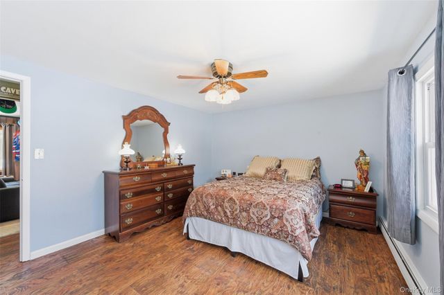 1039 Sipp Avenue, Medford, NY 11763