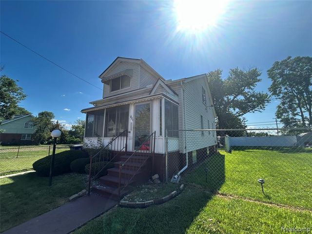 221 Campbell Street, River Rouge, MI 48218