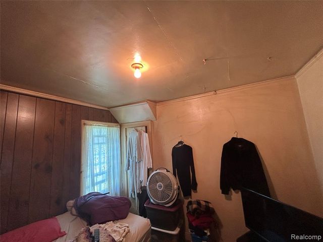 221 Campbell Street, River Rouge, MI 48218