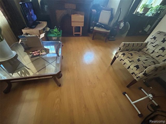 221 Campbell Street, River Rouge, MI 48218