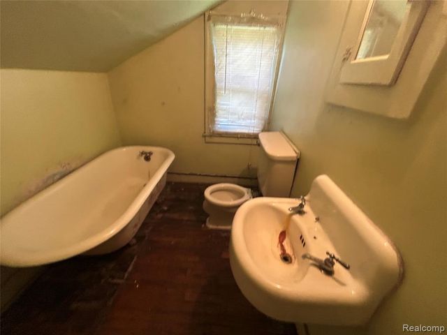 221 Campbell Street, River Rouge, MI 48218