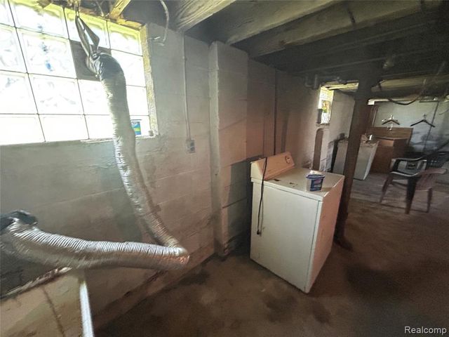 221 Campbell Street, River Rouge, MI 48218