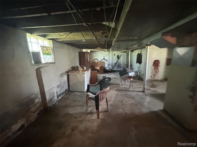 221 Campbell Street, River Rouge, MI 48218