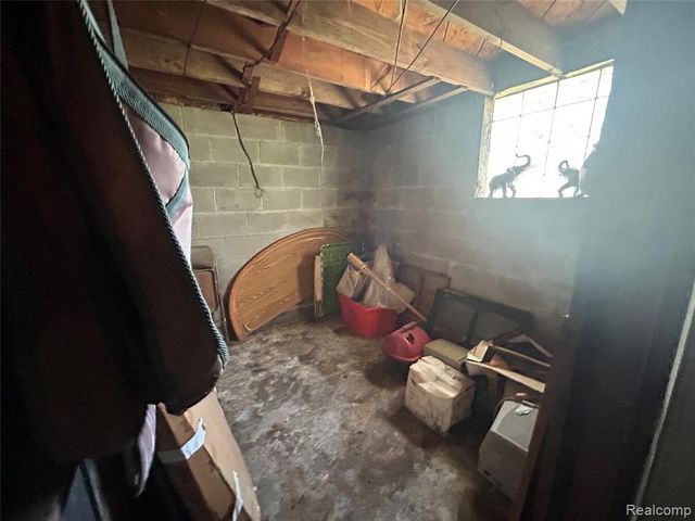 221 Campbell Street, River Rouge, MI 48218