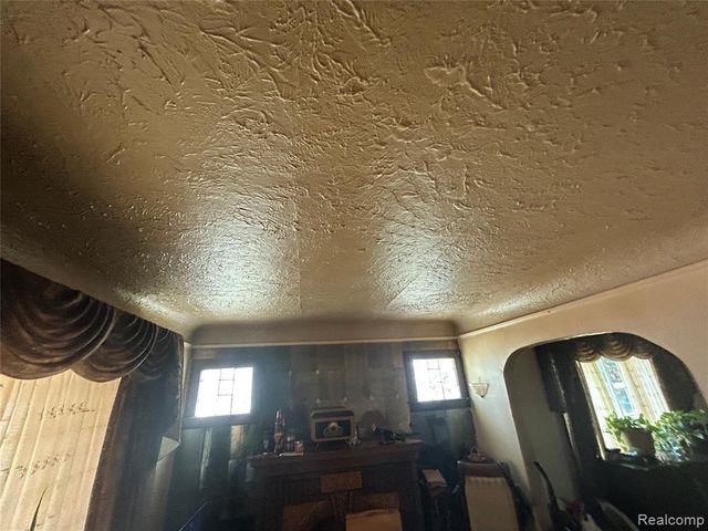 221 Campbell Street, River Rouge, MI 48218