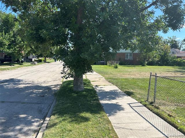 221 Campbell Street, River Rouge, MI 48218