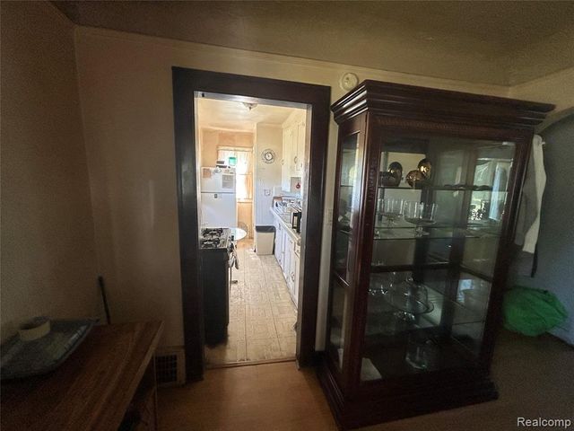 221 Campbell Street, River Rouge, MI 48218