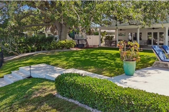 3301 MAPLE STREET NE, St Petersburg, FL 33704