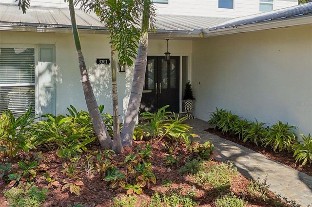 3301 MAPLE STREET NE, St Petersburg, FL 33704