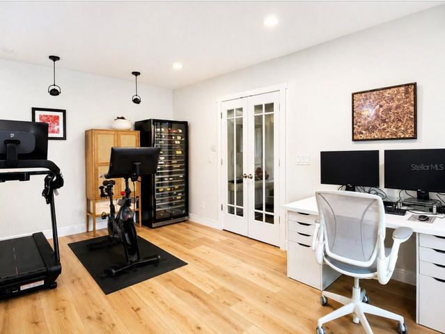3301 MAPLE STREET NE, St Petersburg, FL 33704
