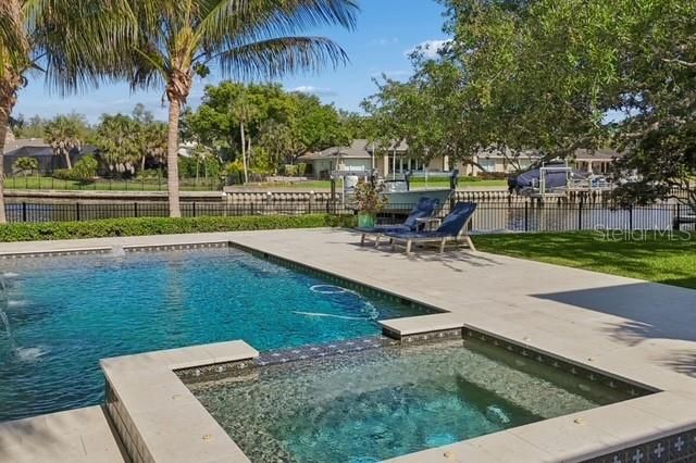 3301 MAPLE STREET NE, St Petersburg, FL 33704