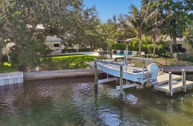 3301 MAPLE STREET NE, St Petersburg, FL 33704