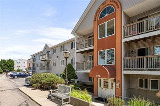 724 Beverage Hill Avenue 302, Pawtucket, RI 02861
