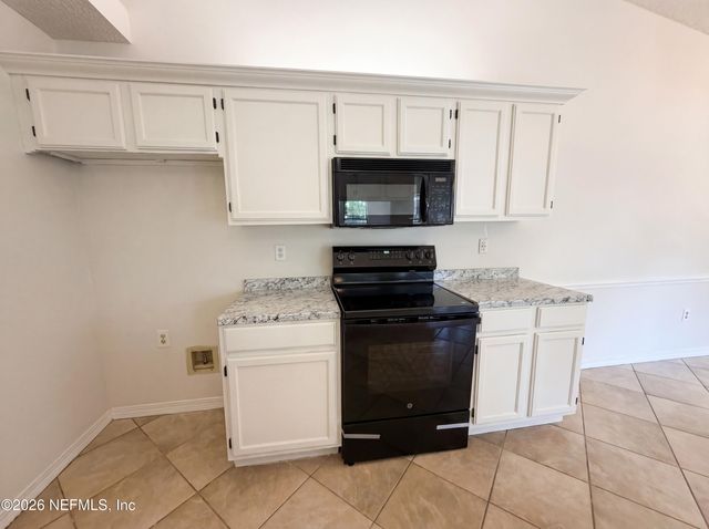 3160 BRIDGEVIEW Drive, Jacksonville, FL 32216