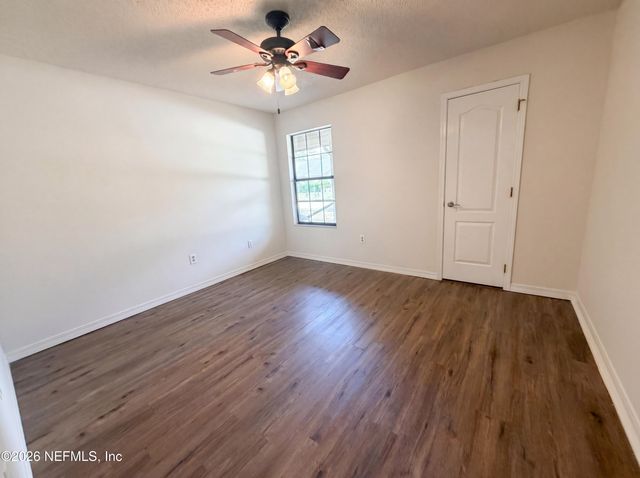 3160 BRIDGEVIEW Drive, Jacksonville, FL 32216
