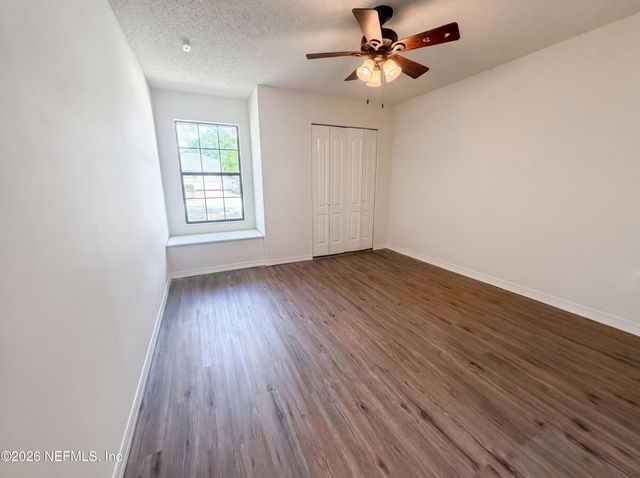 3160 BRIDGEVIEW Drive, Jacksonville, FL 32216