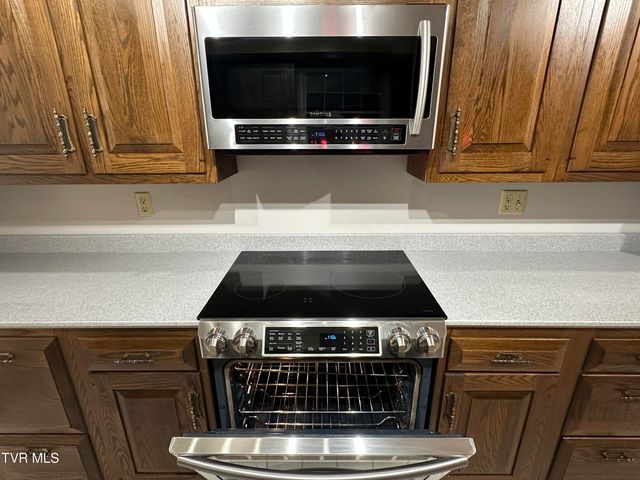 2217 Sheffield Street Street, Kingsport, TN 37660