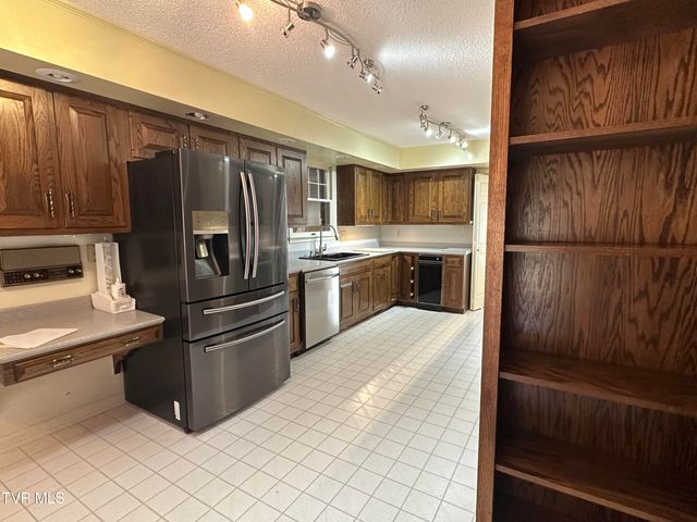 2217 Sheffield Street Street, Kingsport, TN 37660