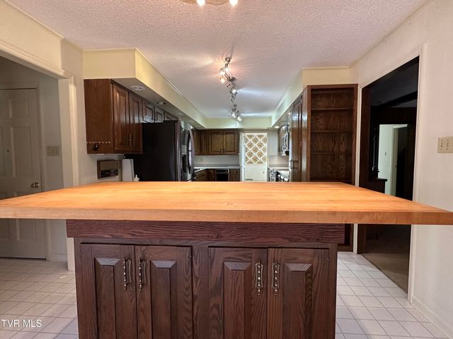 2217 Sheffield Street Street, Kingsport, TN 37660