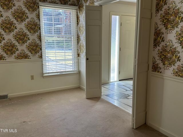 2217 Sheffield Street Street, Kingsport, TN 37660