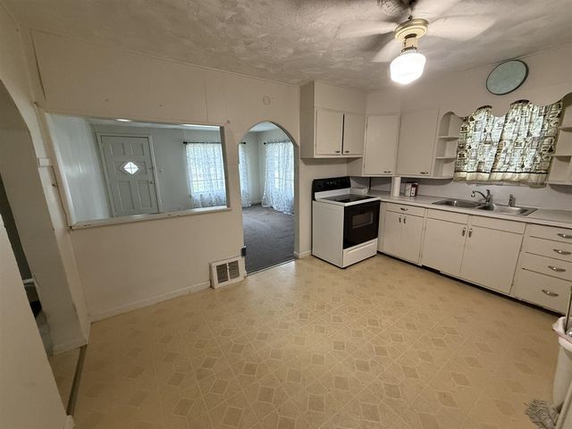1291 Amity Avenue, Muskegon, MI 49442