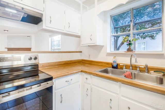 2813 Langley Ave A102, Pensacola, FL 32504