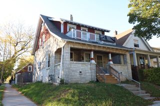 3201 N 39th STREET, Milwaukee, WI 53216